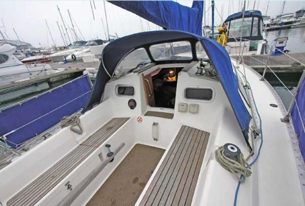 Cosy Sailing Boat Glamping Accommodation On The River In Sandwich Exterior photo