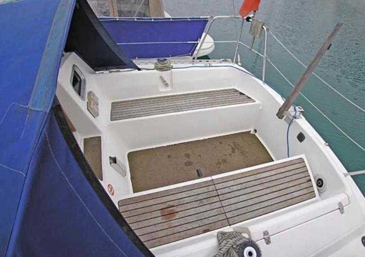 Cosy Sailing Boat Glamping Accommodation On The River In Sandwich Exterior photo